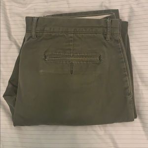 J.Crew green chinos 34x32, slim fit
